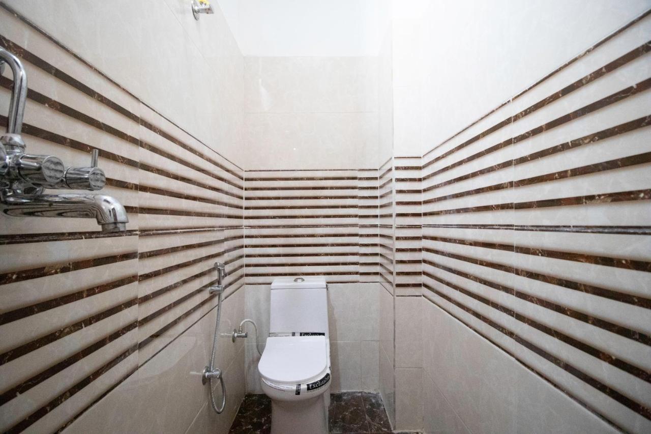Hotel Aayat Palace Джайпур Екстериор снимка